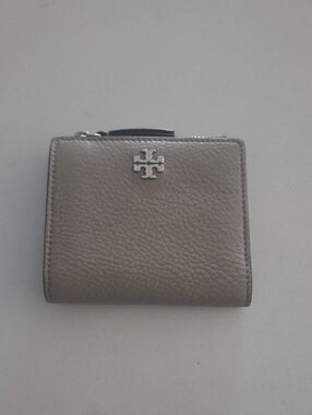 Tory Burch Pebbled Leather Mini Wallet in Taupe Gray with Silver Logo